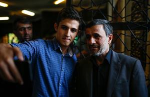
تلاش احمدی نژاد برای فضاسازی و ورود به انتخابات 1400