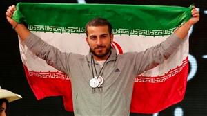 کمک جالب قهرمان المپیک ایران به زلزله‌زدگان
