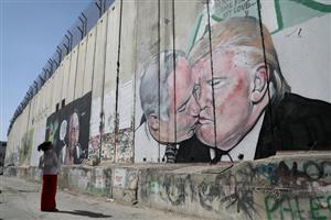 عکس های عاشقانه و غیر اخلاقی ترامپ و نتانیاهو