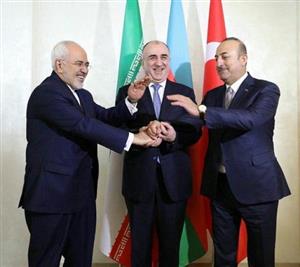 عکسی جالب از وزیران خارجه ایران، ترکیه و آذربایجان
