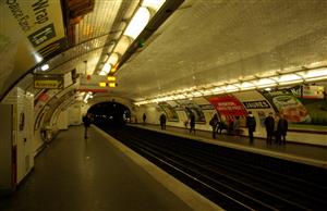 متروی پاریس؛ فاقد امکانات رفاهی برای معلولان