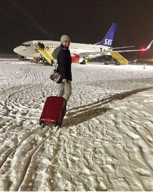 تیپ الناز شاکردوست در فرودگاه برفی در قطب شمال+عکس
