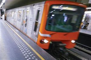 زن باردار در مترو خودکشی کرد