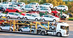 مجلس به دنبال راهی برای کاهش واردات خودرو