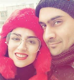 تیپ زمستانی جالب خانم بازیگر و همسرش+عکس