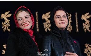 تیپ متفاوت خانم مجری در کنار خواهر بازیگرش در جشنواره فجر+عکس
