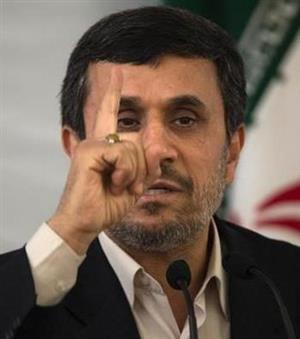 احمدی نژاد داد وزیر خودش را هم درآورد