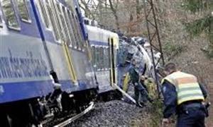 16 کشته و زخمی در پی برخورد قطار در آلمان