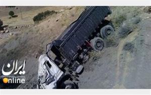 2 کشته در پی سقوط کامیون به دره سواد کوه