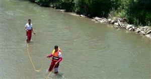 جست و جو برای یافتن جسد پدر و دختر در رودخانه هراز ادامه دارد