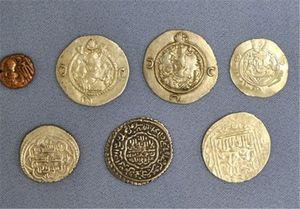 چوپانی که اینبار واقعا سکه‌های ۱۲۰۰ ساله پیدا کرد