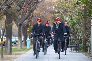 دوچرخه‌سواری شهردار تهران در سومین سه‌شنبه کاری خود