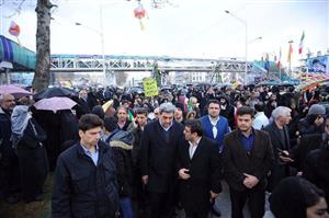 شهردار تهران : با وحدت کلمه و همدلی باید مشکلات را پشت سر بگذاریم