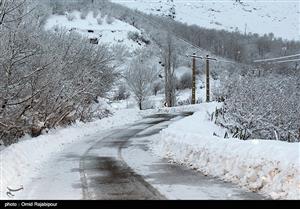 باران و برف در محورهای مواصلاتی ۱۱ استان