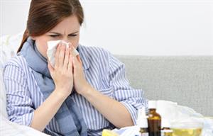 سرماخوردگی با آنفلوانزا مبارزه می کند