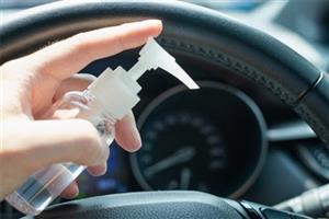 خطر نگهداری اسپری‌های الکل در خودرو در فصل گرما
